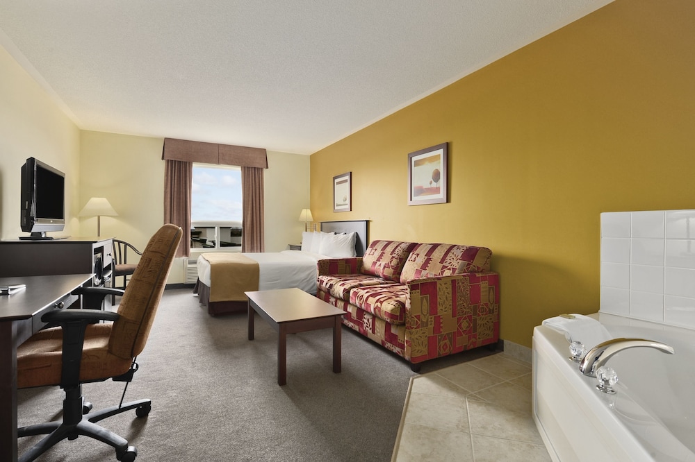 Super 8 by Wyndham Barrie South 35/45