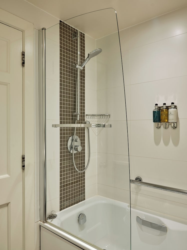 Montagu Place Hotel 46/50