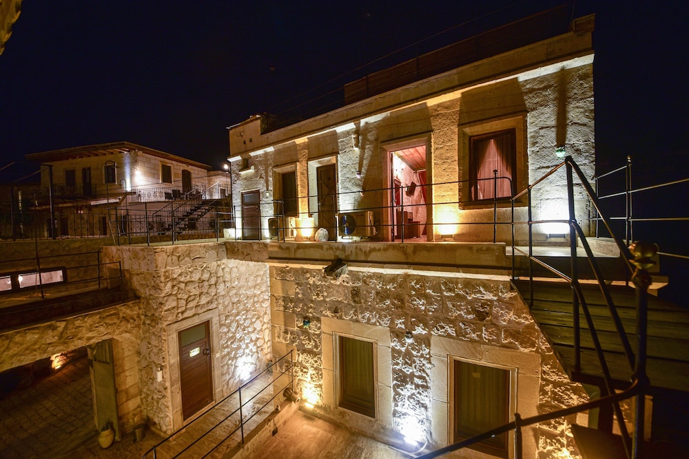 Cappadocia Caves Hotel 4/50