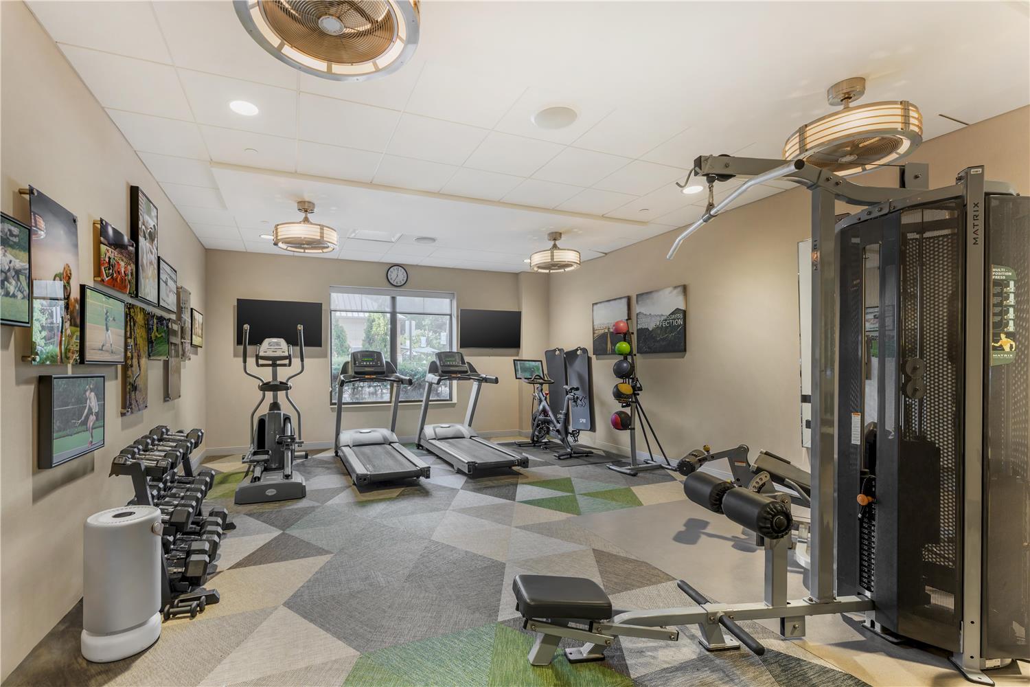 Best Western Plus Franciscan Square Inn and Suites Steubenville 28/47