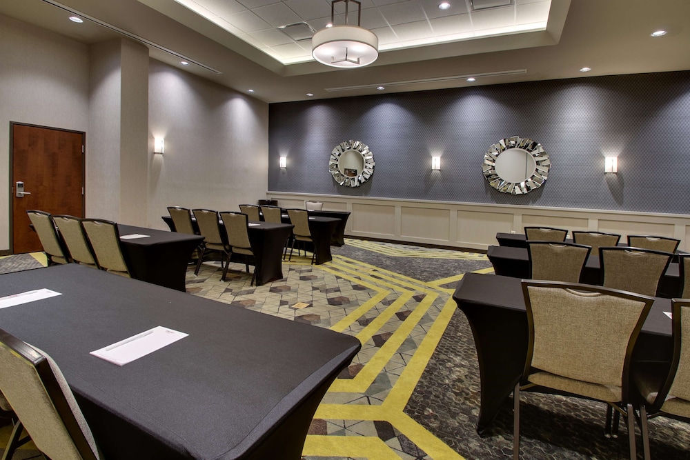 Drury Plaza Hotel Cape Girardeau Conference Center 42/50