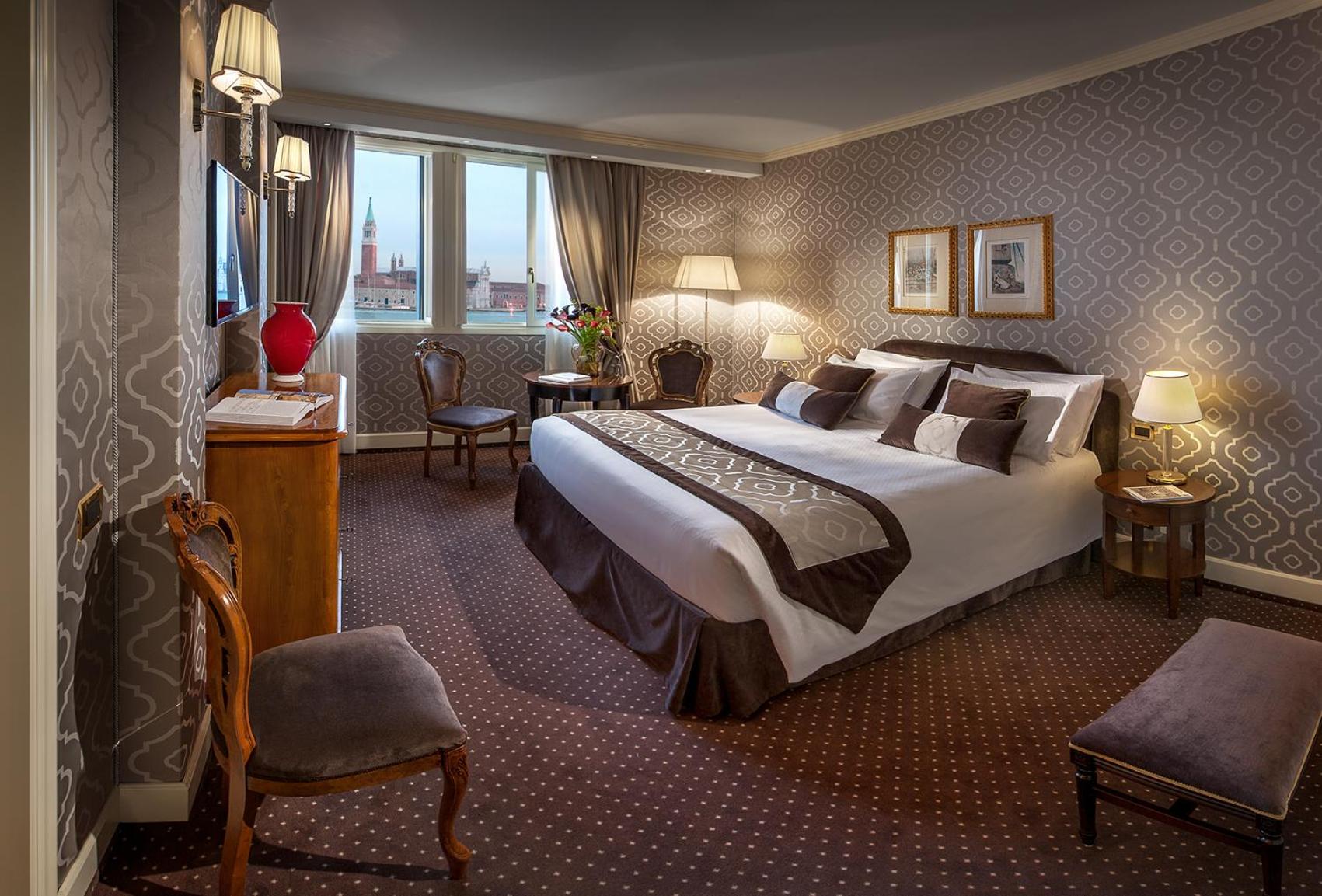 Deluxe, Double or Twin Bed, Lagoon View