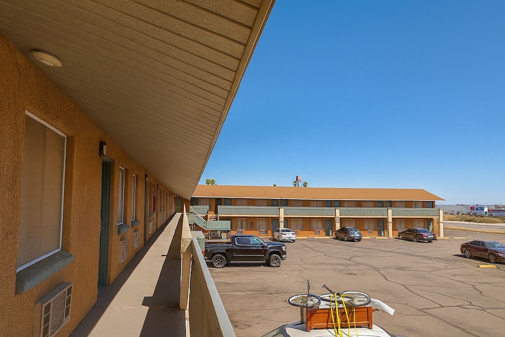 Hotel Eloy Casa Grande near I-10 45/67