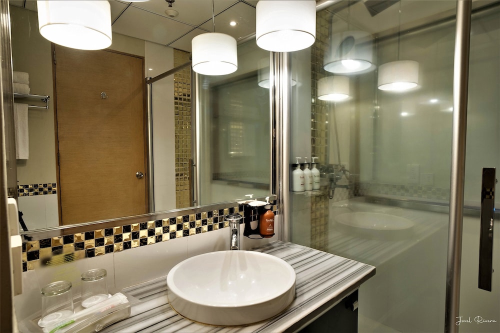 Holiday Inn Baguio City Centre 24/25