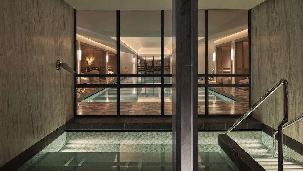 The Chancery Rosewood 25/49