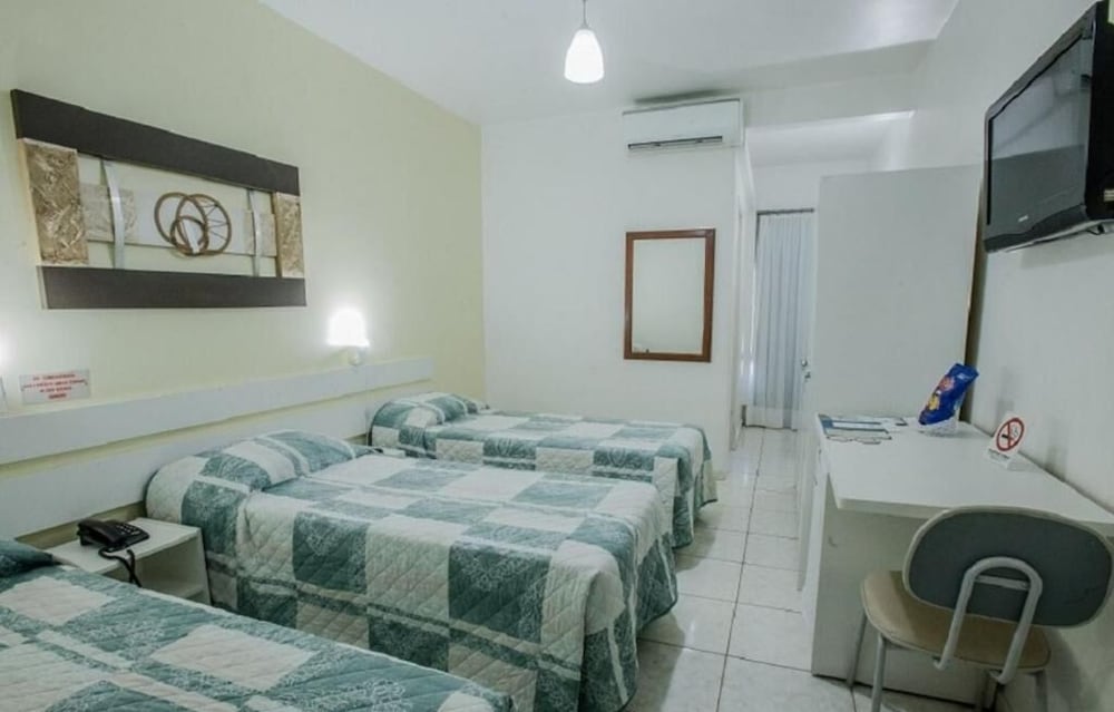 Foz Presidente Economic Hotel 5/35