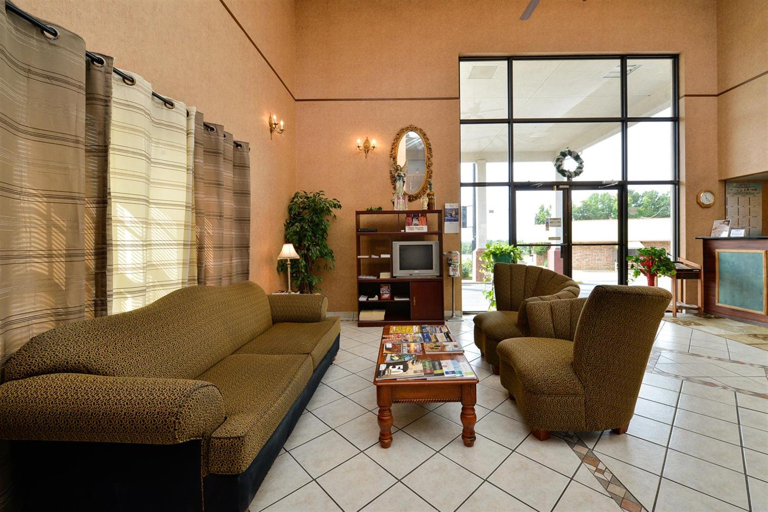 Americas Best Value Inn Camden 10/11