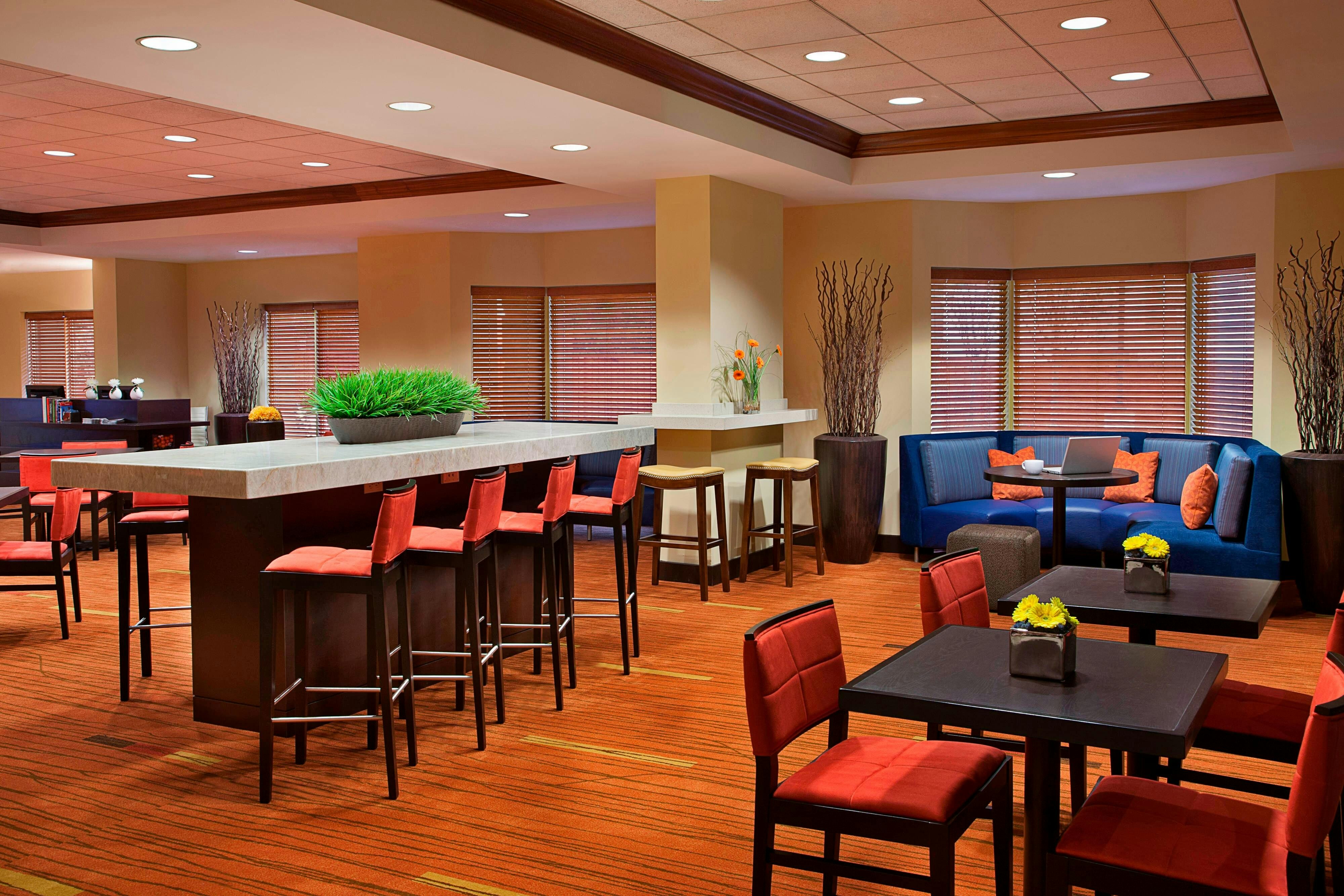 Courtyard Marriott Toronto Airport 33/56