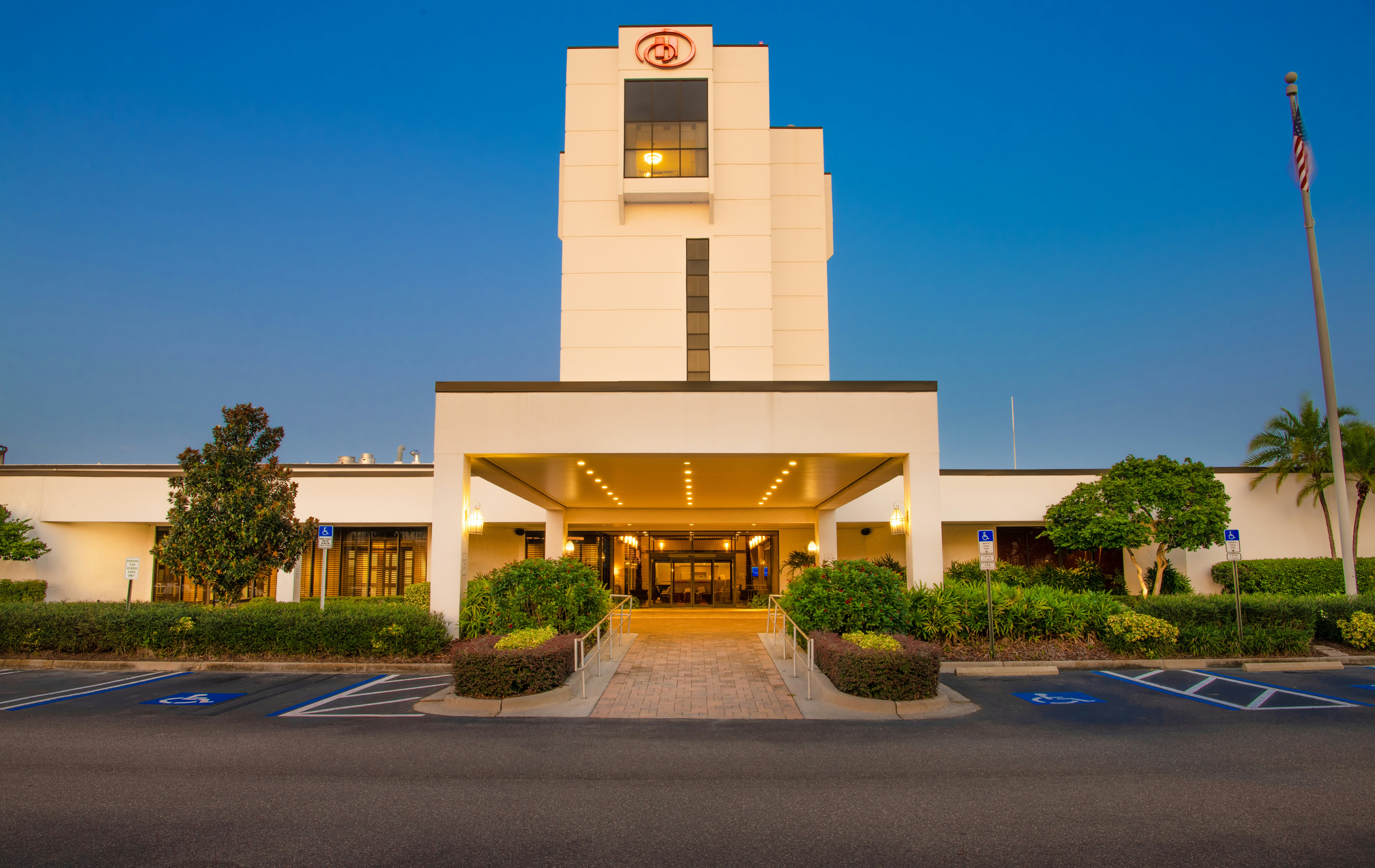 Hilton Tampa Airport Westshore 8/79
