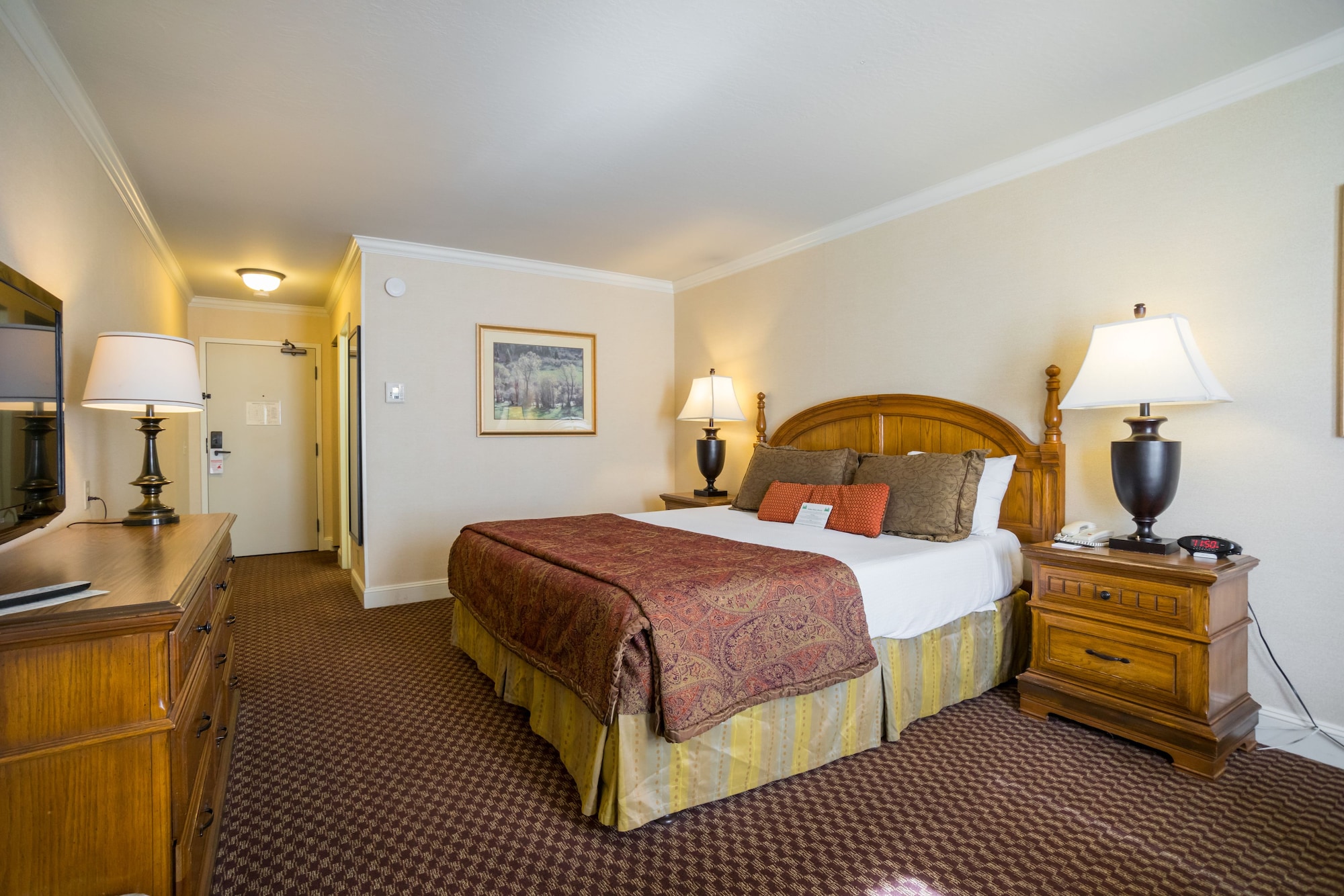 STANDARD, KING BED
