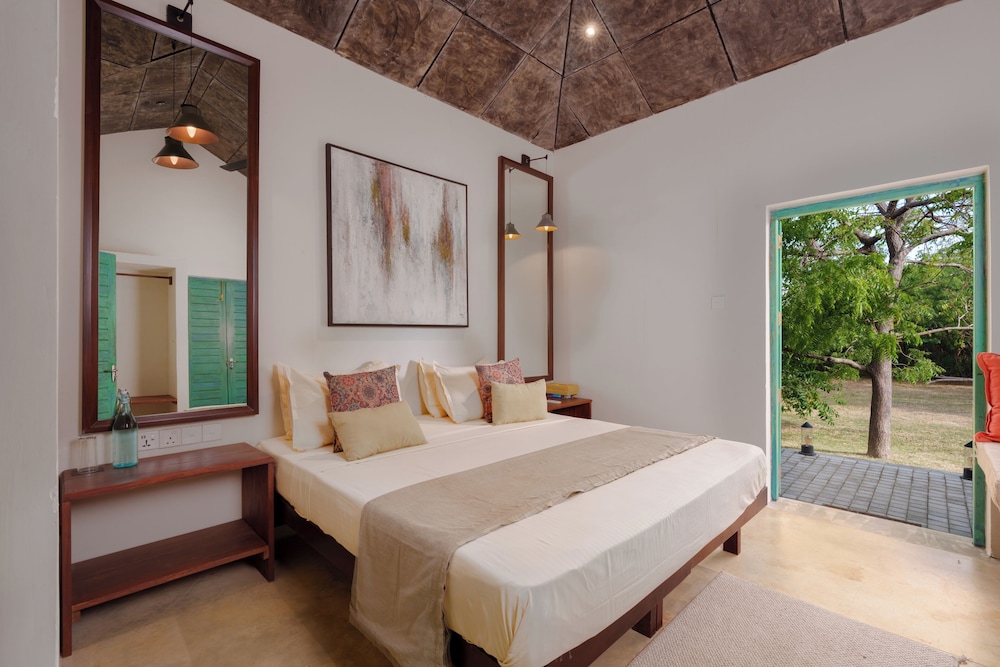Yala Villa 10/50