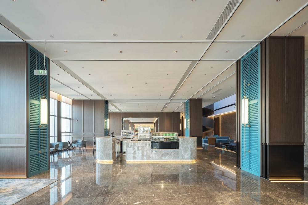 Novotel Shanghai Lingang 60/77