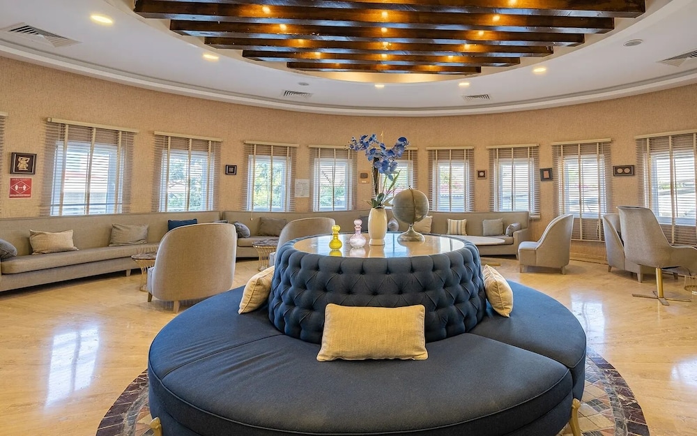 Golden Beach Resort Spa 46/72
