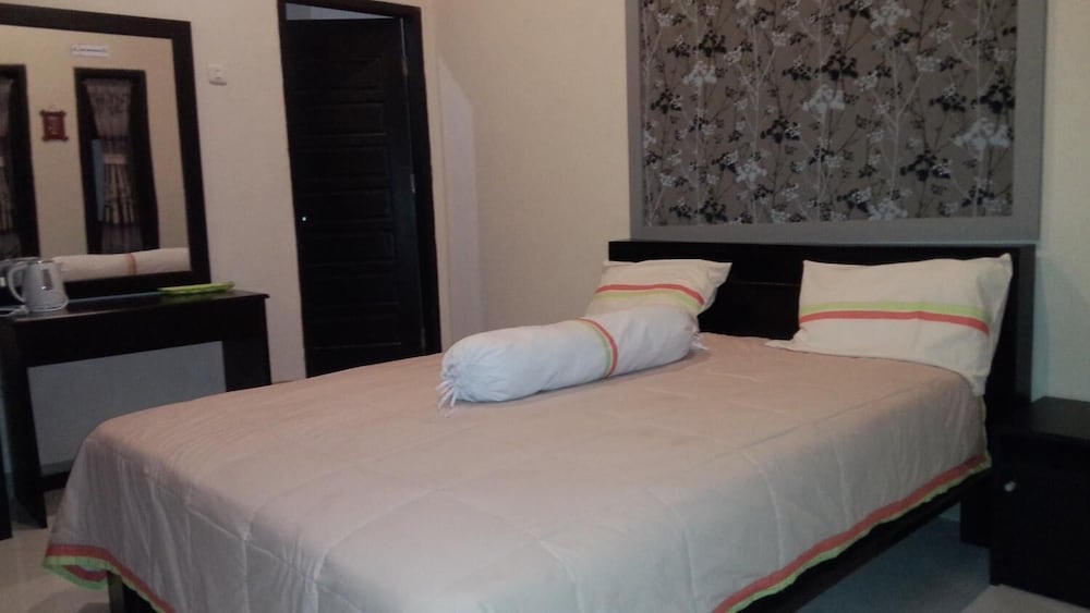 Jaya Phita Guest House 6/32