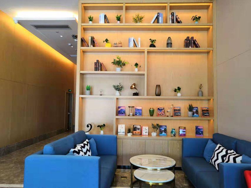 Kyriad Marvelous Hotel (Luoding Huanshi East Road) 30/38