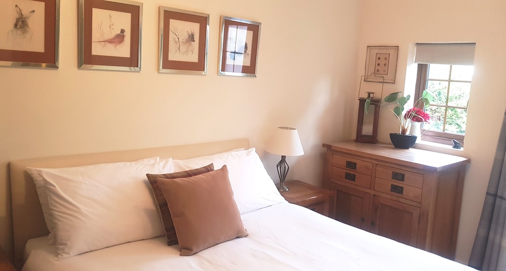Holiday Cottages At Hawthorn Farm 8/50