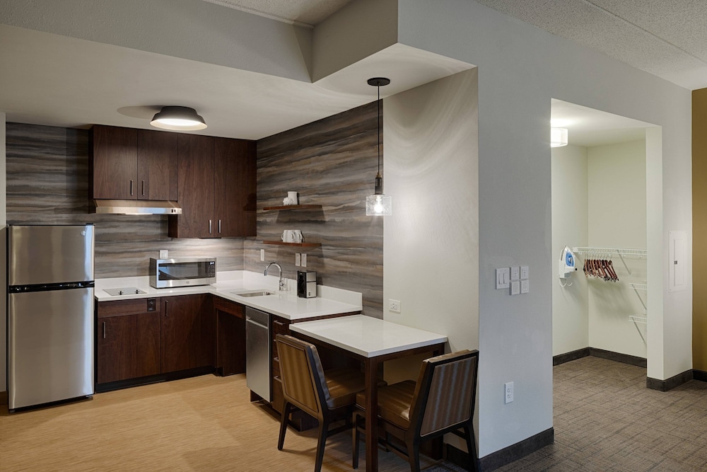 Residence Inn by Marriott Columbus Airport 35/42