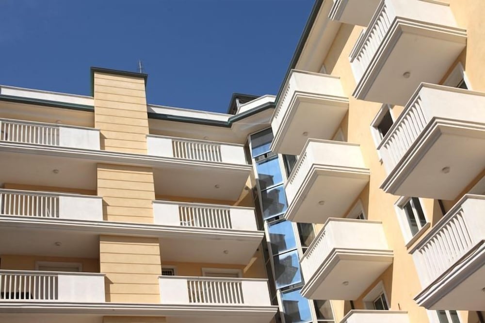 Hotel Residence T2 Rimini in RIMINI