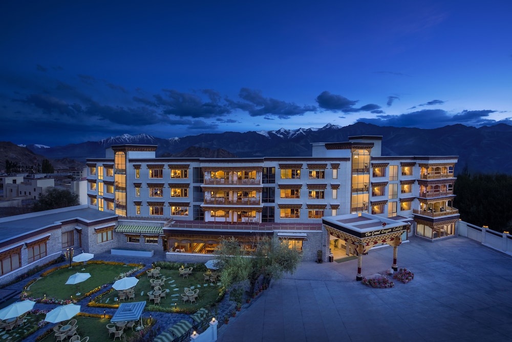 The Grand Dragon Ladakh 4/48