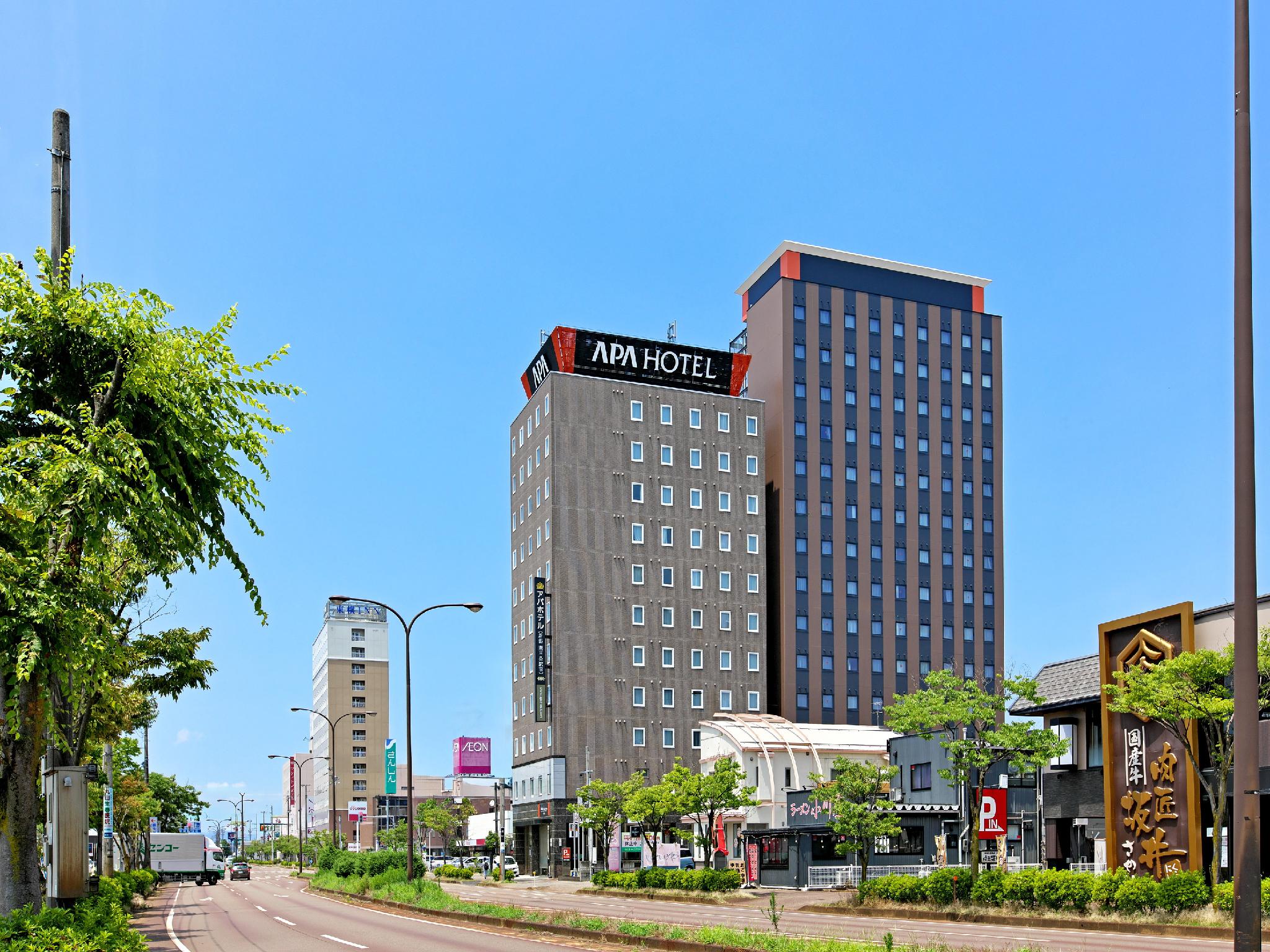 Apa Villa Hotel Tsubame-Sanjyo-Ekimae main