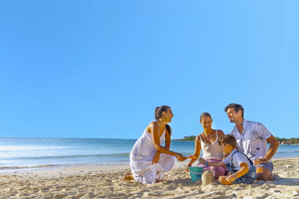 Family Selection At Grand Palladium Kantenah Resort & Spa 43/50