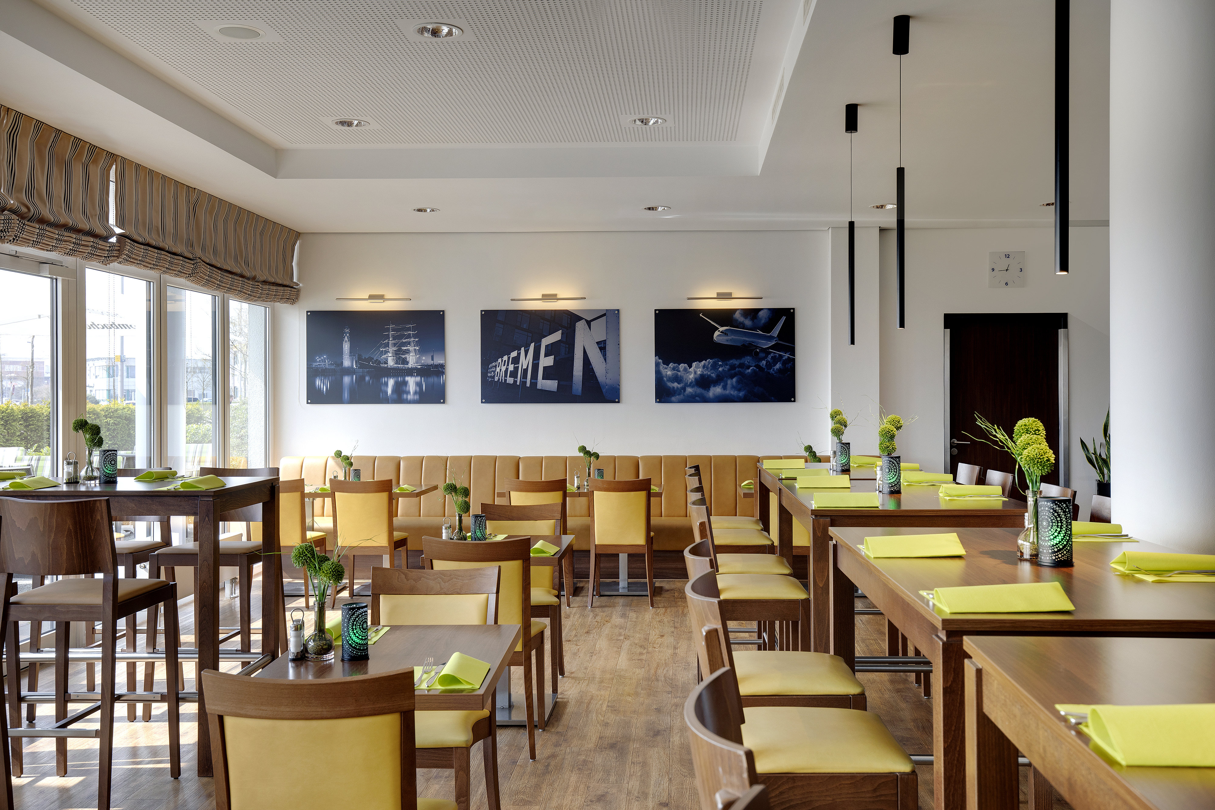 HOLIDAY INN EXPRESS BREMEN AIRPORT 35/47