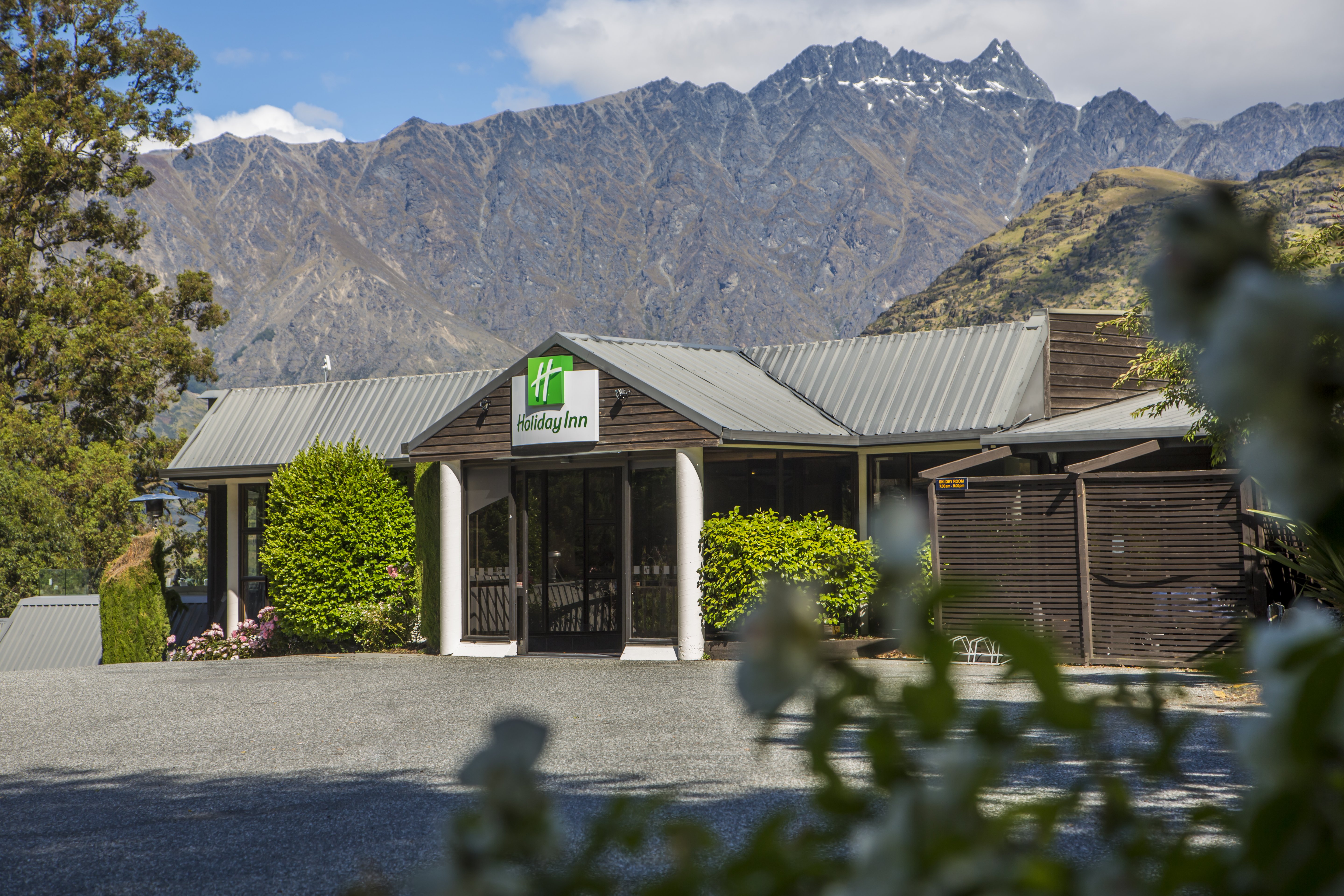 HOLIDAY INN QUEENSTOWN FRANKTON ROAD 2/76