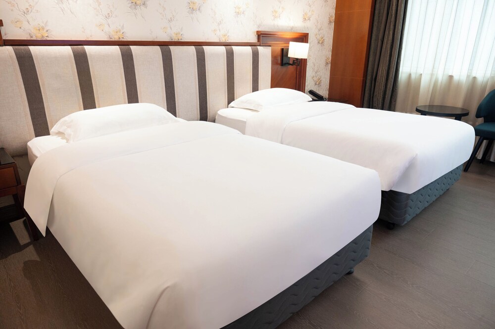 Yuezhi Hotel (Guangzhou Yuexiu Park Subway Station Store) 34/63