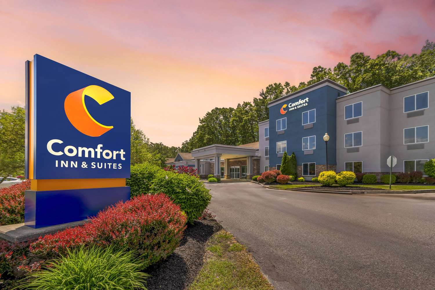 Comfort Inn & Suites Saratoga Springs 6/24