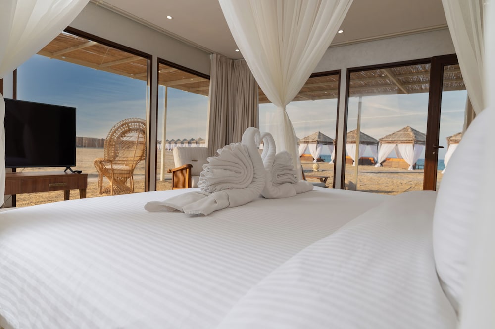 Al Maha, Suite, King Bed