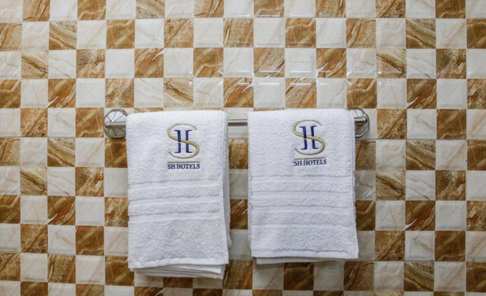 SH HOTEL photo2