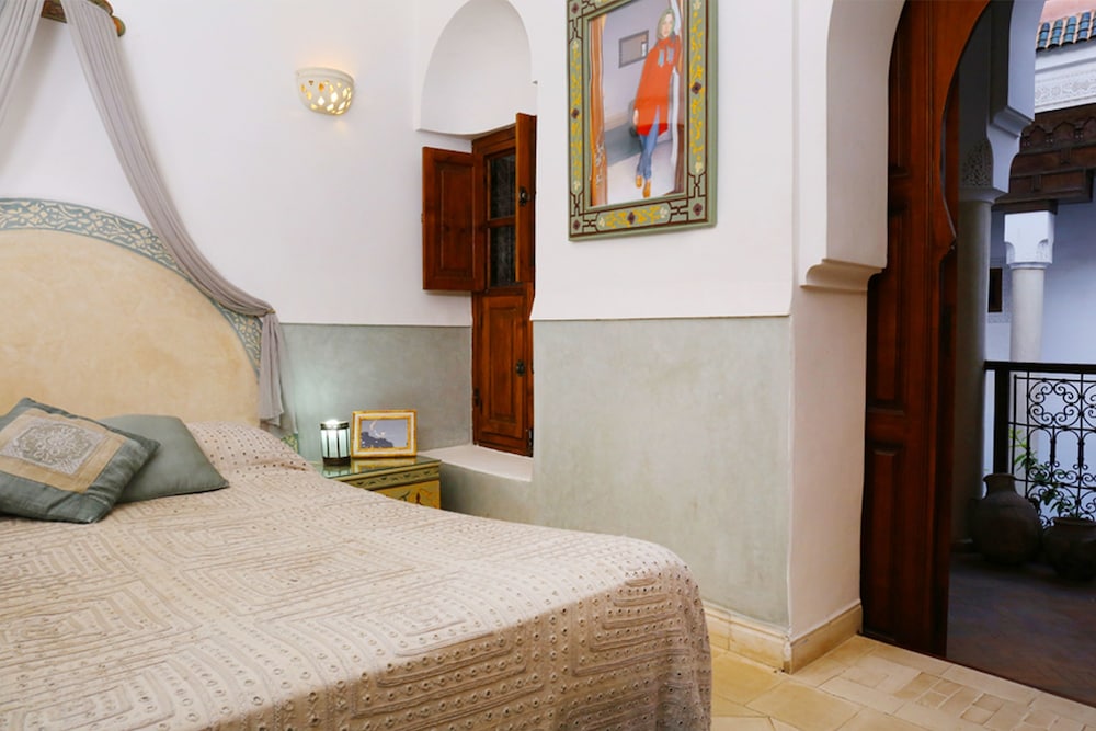 Riad Marelia 10/33