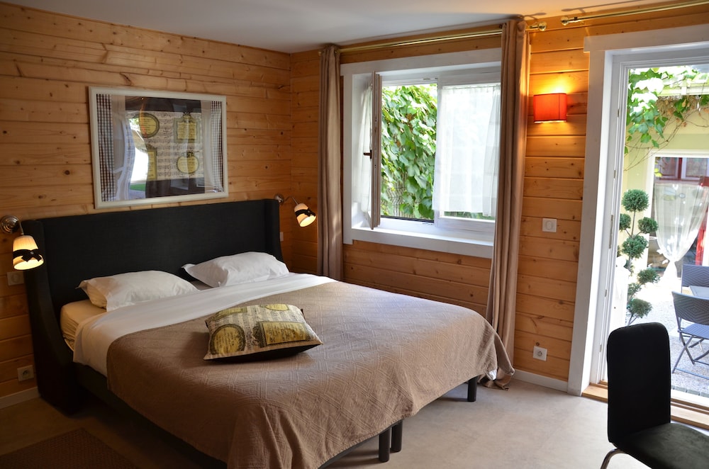 Hotel A La Villa Boucicaut 42/74