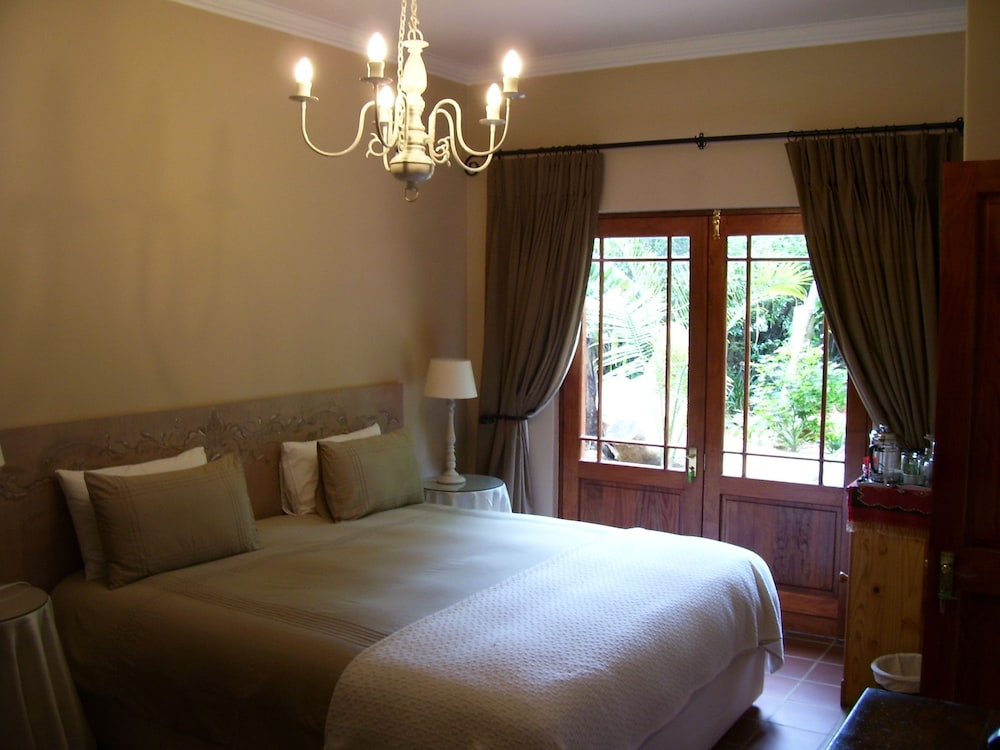Foxwood House 7/50