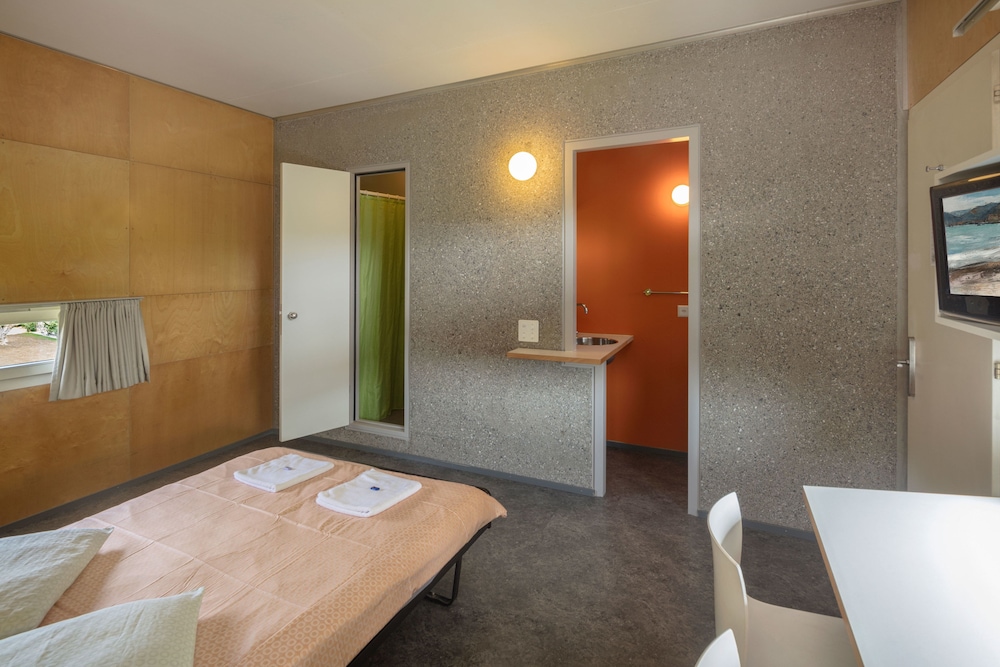 Lausanne Youth Hostel Jeunotel 38/40