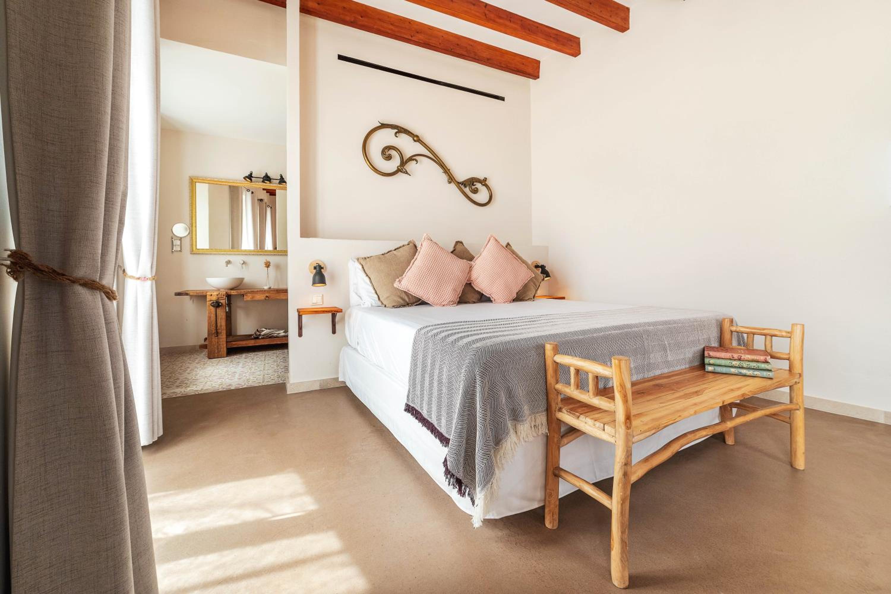 Origins Hotel Boutique 13/50