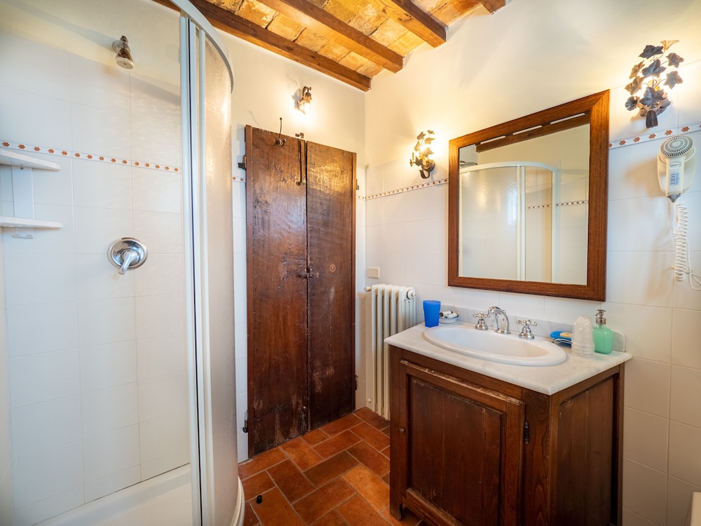 Borgo San Pietro 78/78