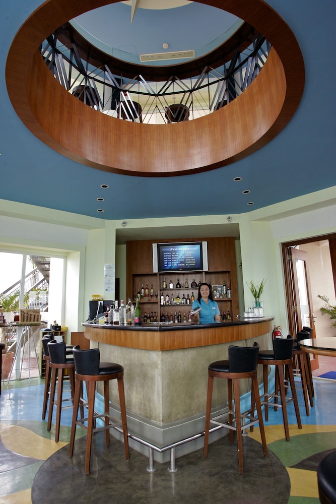 The Lighthouse Marina Resort 18/41