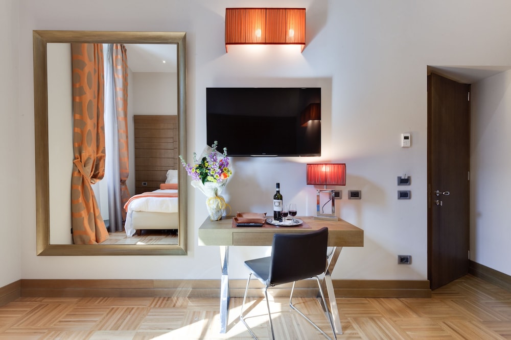 Solo Experience Hotel 65/74