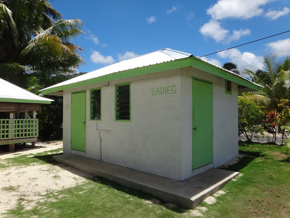 Tailua Beach Fale 2/29