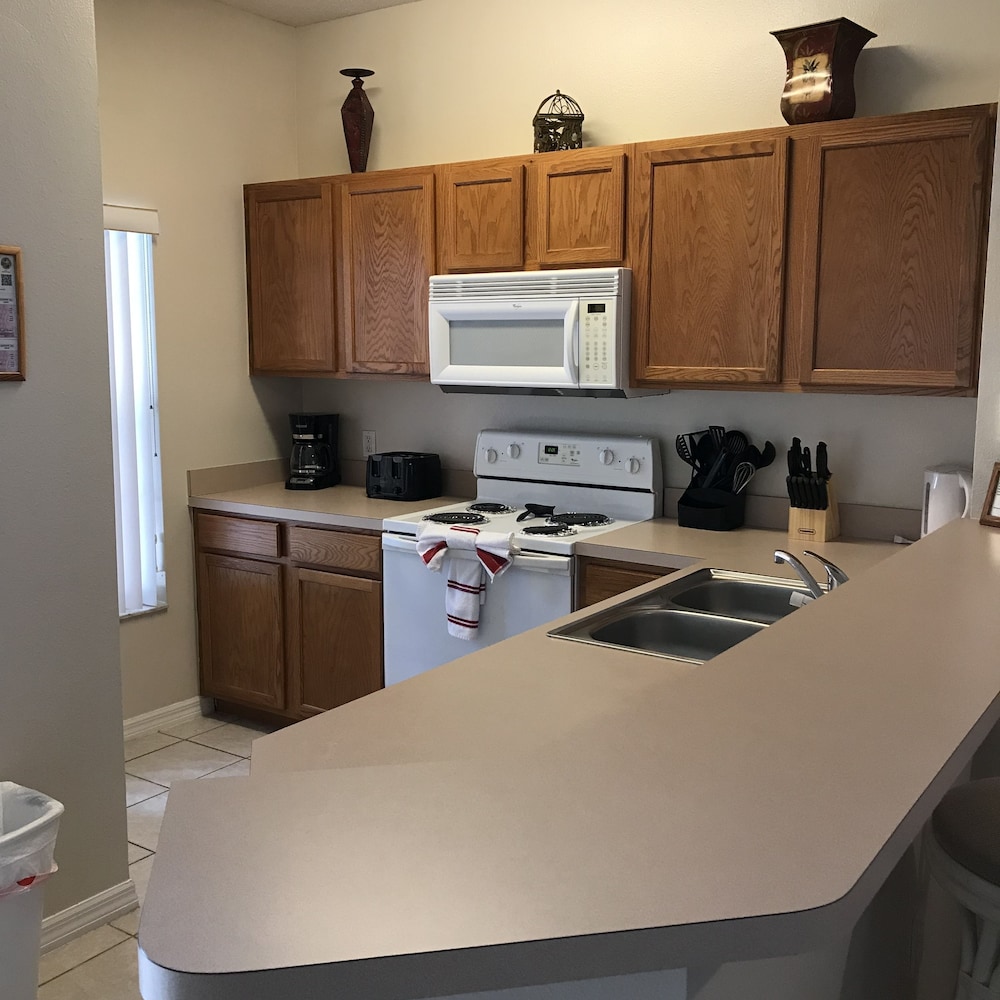 Freedom FL Condos of Kissimmee 25/43