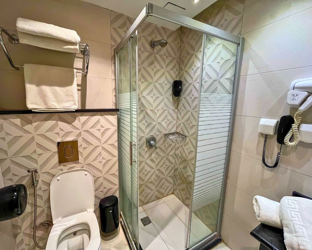 La Casa Hotel Amman 48/50