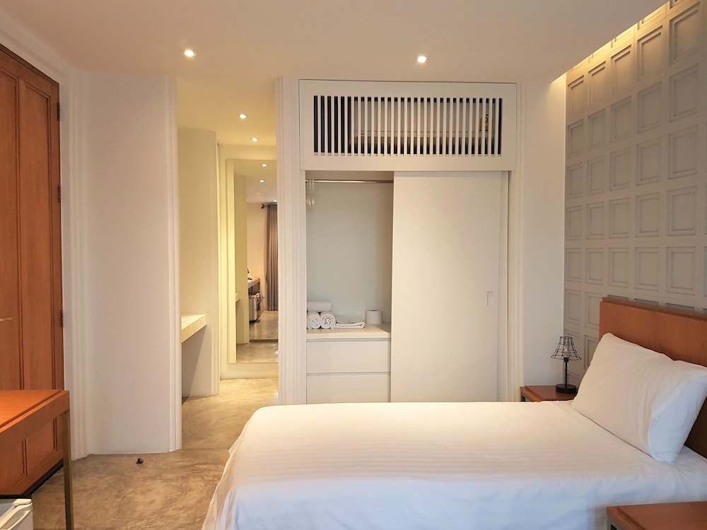 STANDARD, TWIN BEDS