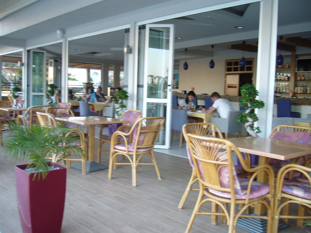 Rhodian Rose Hotel 43/58