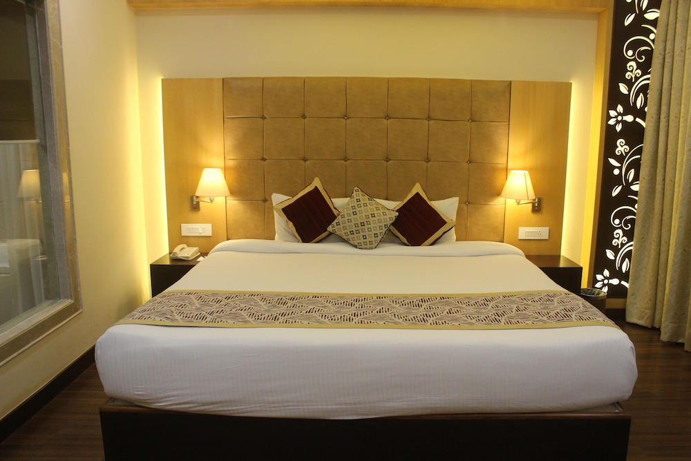 Ramada by Wyndham Varanasi Katesar 8/31