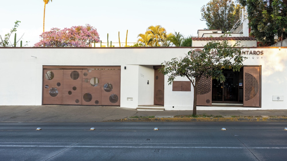 Hotel Boutique Casa los Cantaros 40/50