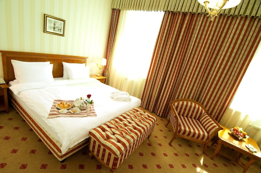 Grand Hotel Tien Shan 23/64