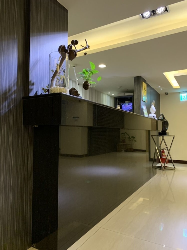 Yeong Chi Business Hotel 43/52