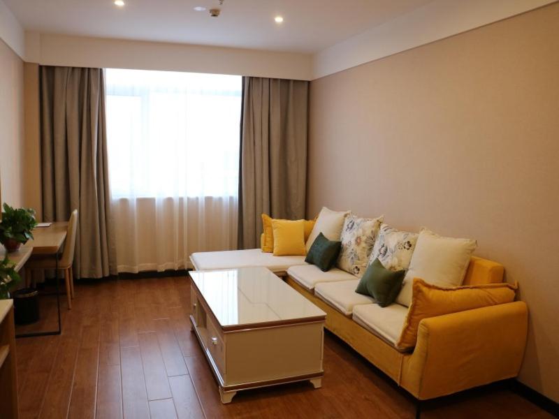 GreenTree Inn Taiheng Shuijing County Jingtai Street 7/18