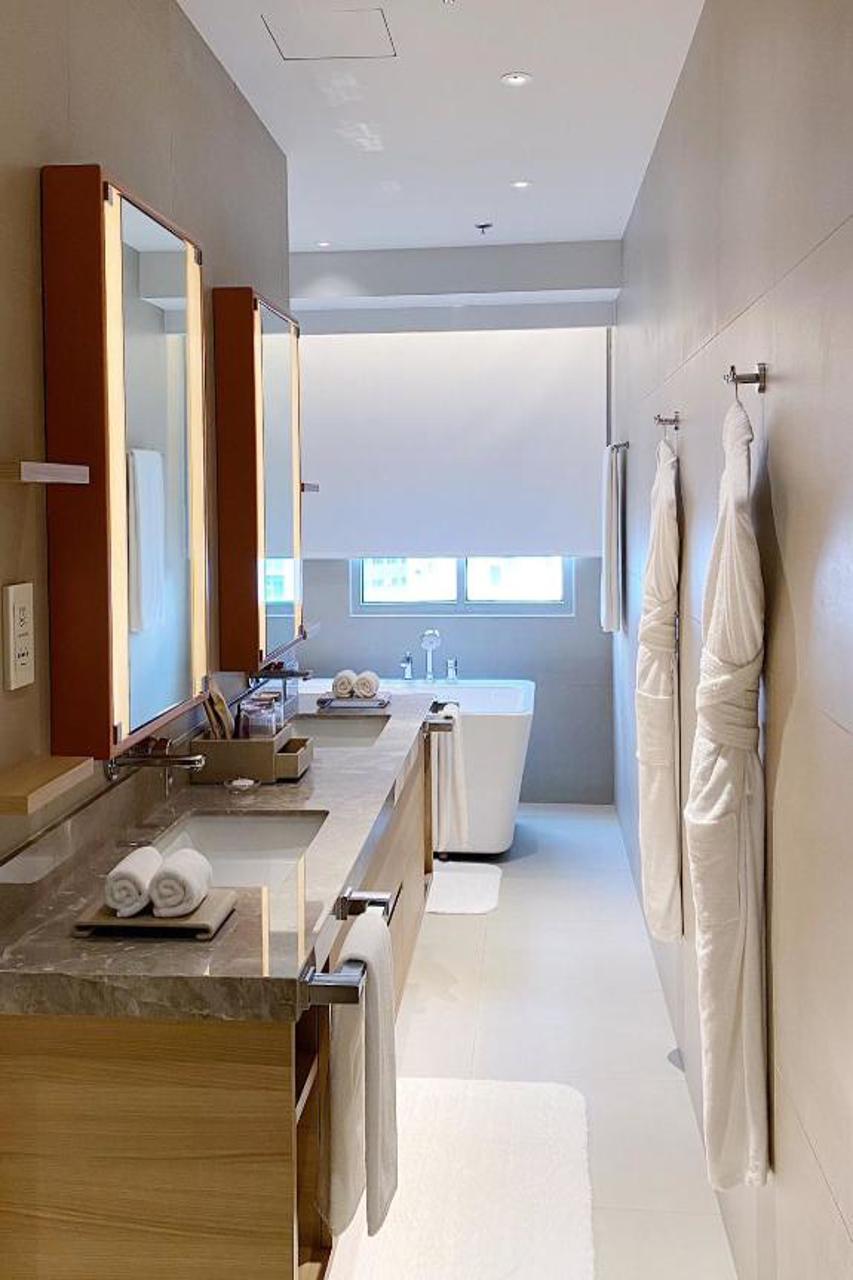Brittany Hotel BGC 19/26